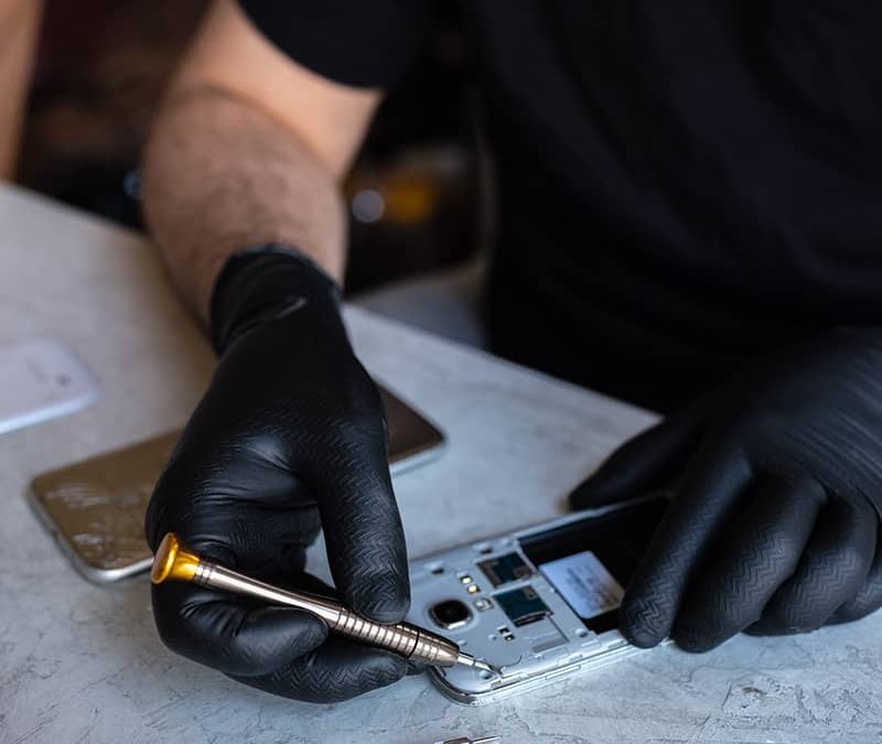 Quel réparateur de téléphone choisir à Vitrolles et comment reconnaître un vrai pro ?