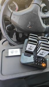 Pas le temps de bouger ? SOS Smartphone répare votre iPhone ou Samsung chez vous ou au bureau à Vitrolles. Rapidité, confort et transparence totale. chez SOS Smartphone Marseille